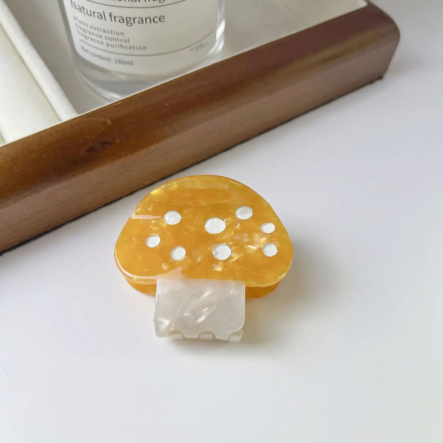 Mushroom Hair Claw