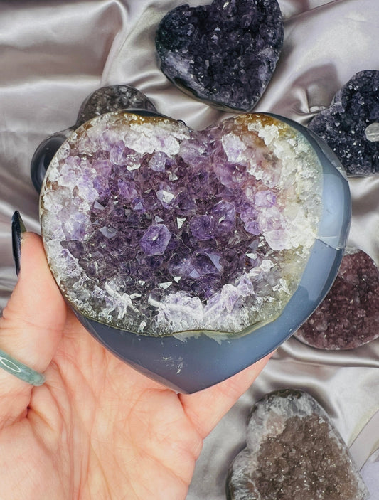 Rainbow Sugar Amethyst Heart-Violet Shadow